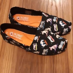 Dog printed shoes
